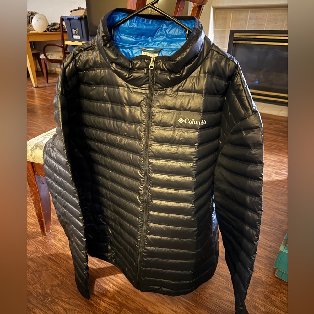 Columbia Men's Black Puffer Jacket, Columbia Rain Jacket, Hooded Shirt